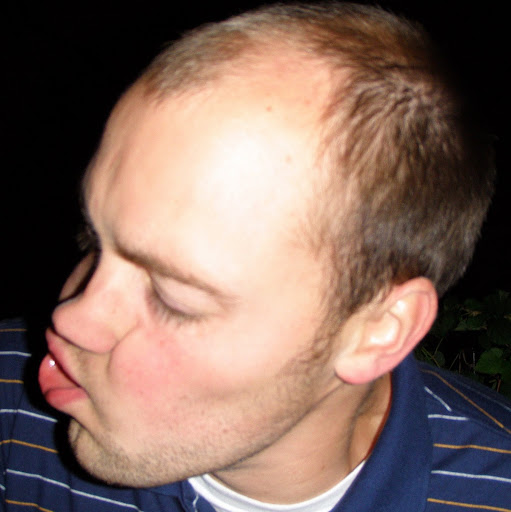 Erik Carlson Photo 24