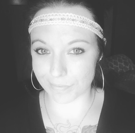 Elizabeth Tyson Photo 22