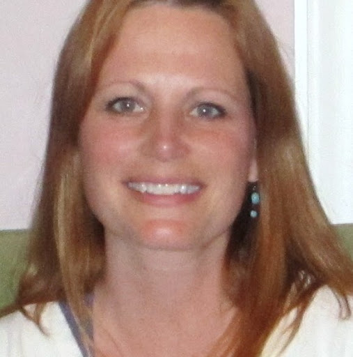 Michelle Daly Photo 17