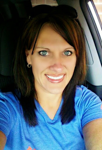 Andrea Watson Photo 30