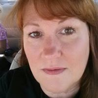 Julie Hardy Photo 16