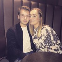 Emily Groves Photo 39