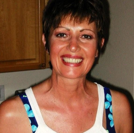 Debra Davies Photo 7