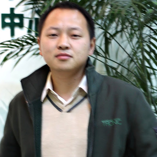 Li Huang Photo 12