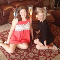 Sarah Combs Photo 22