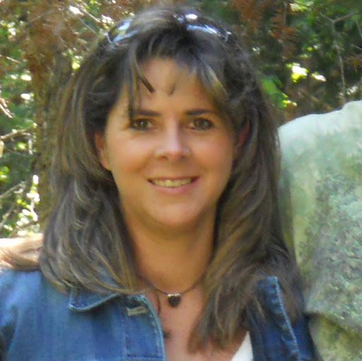 Shelly Thompson Photo 13