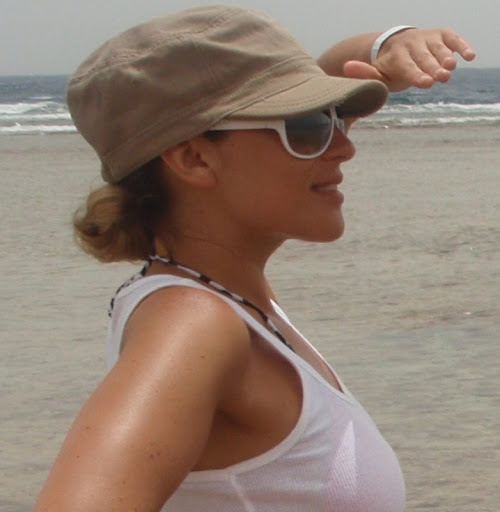 Hayley Sharp Photo 6