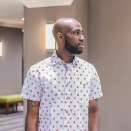 Anthony Glover Photo 36