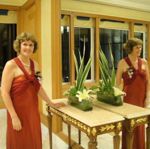 Shelley Hunt Photo 30