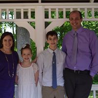 Elizabeth Schrader Photo 12