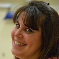 Robyn Lewis Photo 42