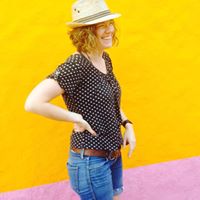 Julia Eagles Photo 8