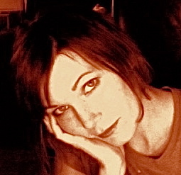 Lara Warren Photo 2