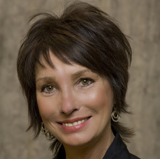 Renee Harper Photo 17