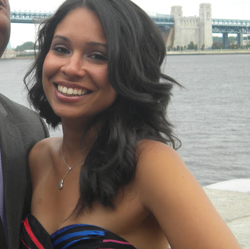 Kate Hunter Photo 13