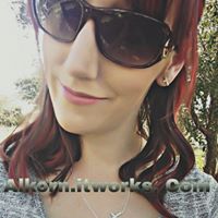 Alicia Mahoney Photo 17