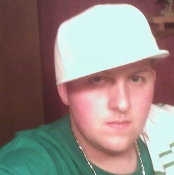 Adam Gilmore Photo 26