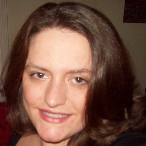 April Howell Photo 15