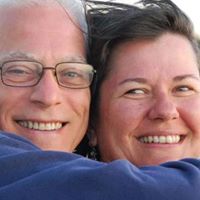 Julia Hathaway Photo 12