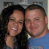 Julia Velasquez Photo 31