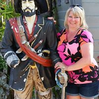 Lori Matthews Photo 20
