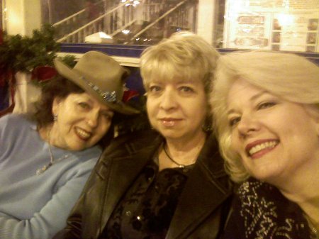 Linda Gilbert Photo 24