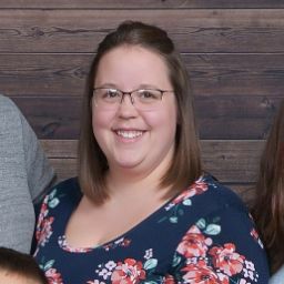 April Fowler Photo 35