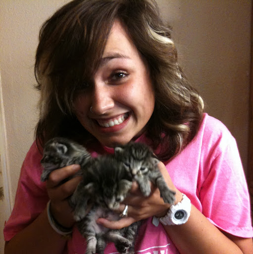 Elizabeth Puckett Photo 15