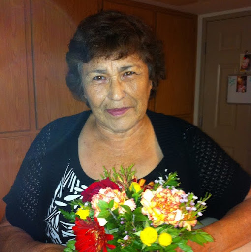 Pauline Gonzalez Photo 7