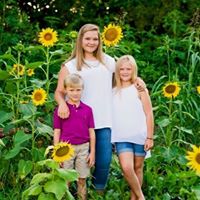 Laura Riddell Photo 9