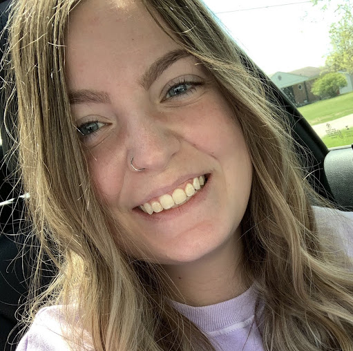 Danielle Smith Photo 36