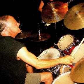 Adam Wells Photo 16
