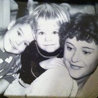 Rachel Welch Photo 16