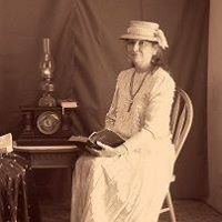 Linda Hack Photo 11