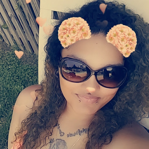 Kimberly Wilder Photo 39