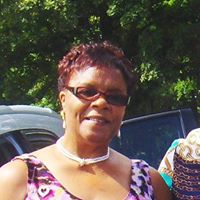 Vivian Gomez Photo 30