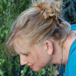 Traci Davis Photo 41