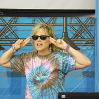 Elizabeth Ashburn Photo 10