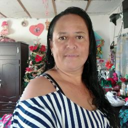 Sandra Salinas Photo 14