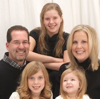 Sara Meyers Photo 29