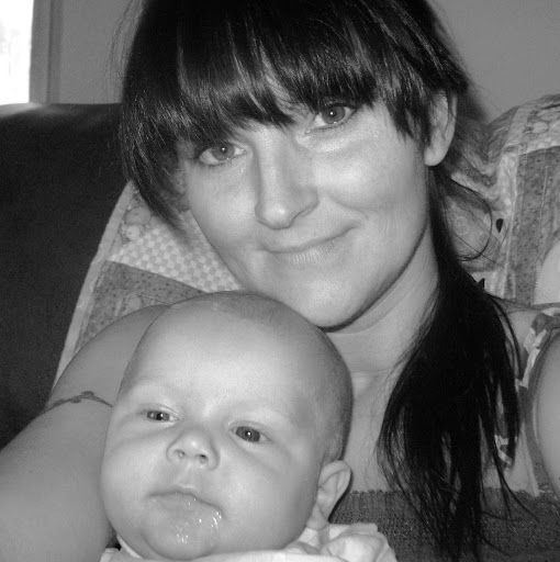 Robyn Leach Photo 3