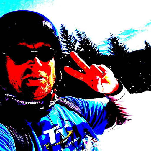 Andrew Christie Photo 40