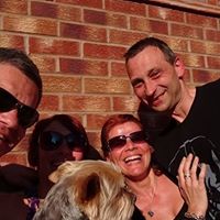 Julia Beasley Photo 10