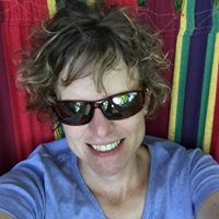 Danielle Calhoun Photo 3