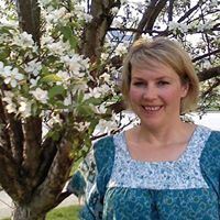 Jennifer Hedges Photo 19