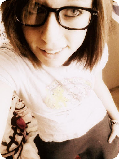 Sara Carter Photo 22 Sara Carter Photo 22