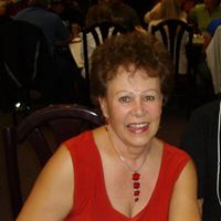 Elizabeth Buck Photo 29