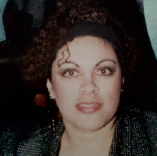 Lora Bailey Photo 36