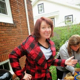 Laurie Brown Photo 15
