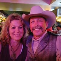 Shawna Henry Photo 9